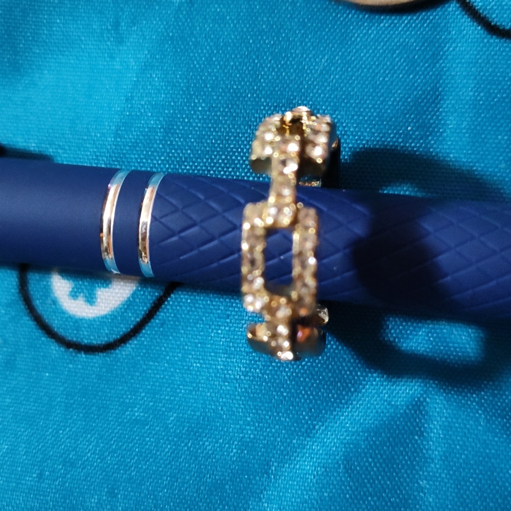 Silver linked Ring